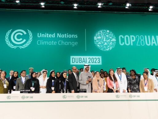 COP28 zirvesinde fosil yakıtlardan “uzaklaşma” kararı çıktı
